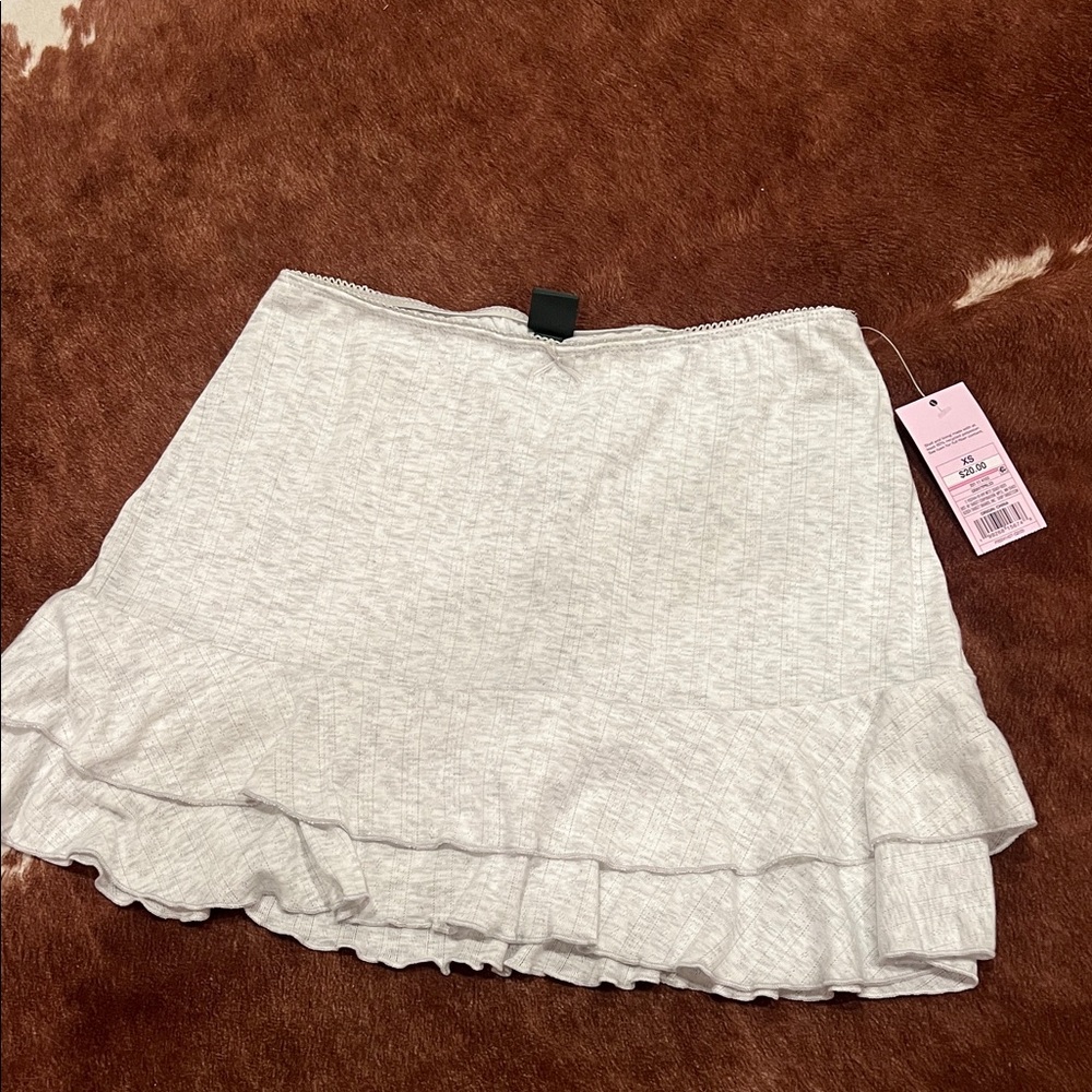Wild Fable Grey Ruffle Mini Skirt - Picture 4 of 6